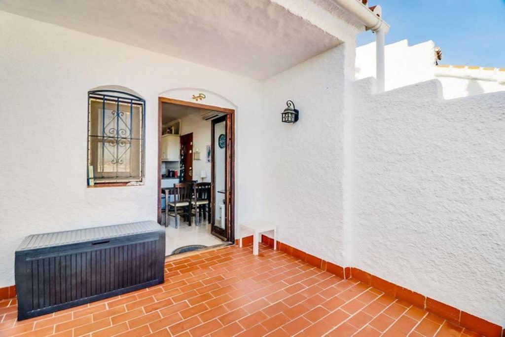 Capistrano Village, 1 Bedroom + Free Wi-Fi 内尔哈 外观 照片